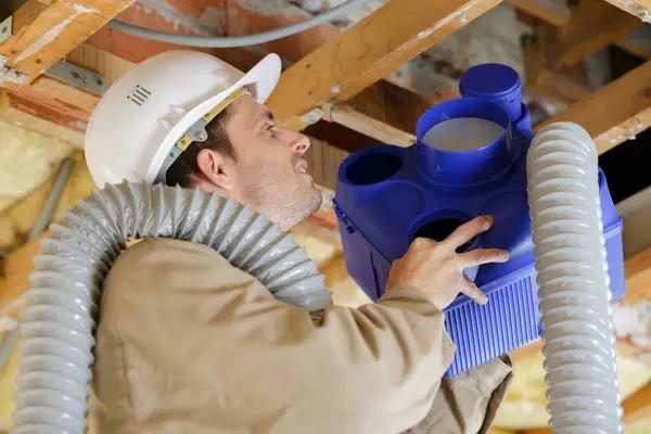 How Technology Is Transforming the HVAC Contractor Industry